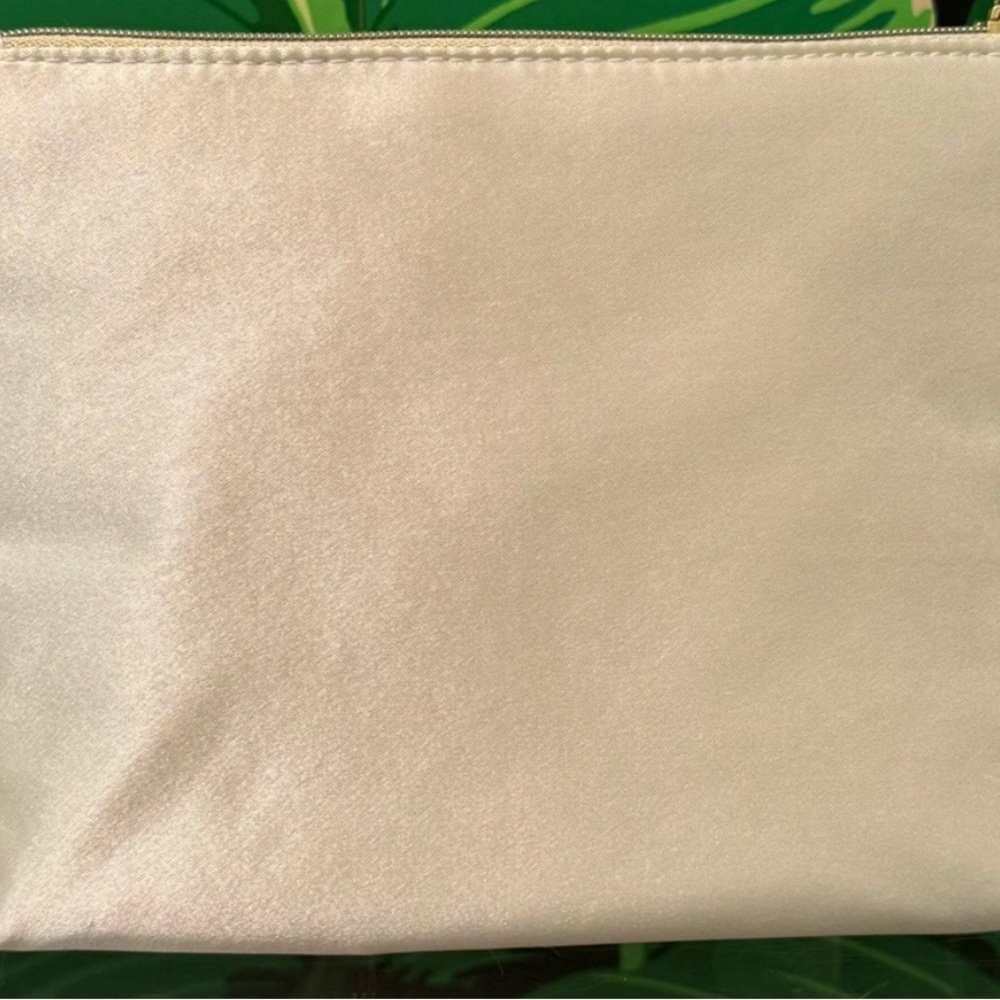 NWOT CHANEL COCO Chanel Sequined Mademoiselle Makeup/Cosmetic Pouch - Picture 5 of 11